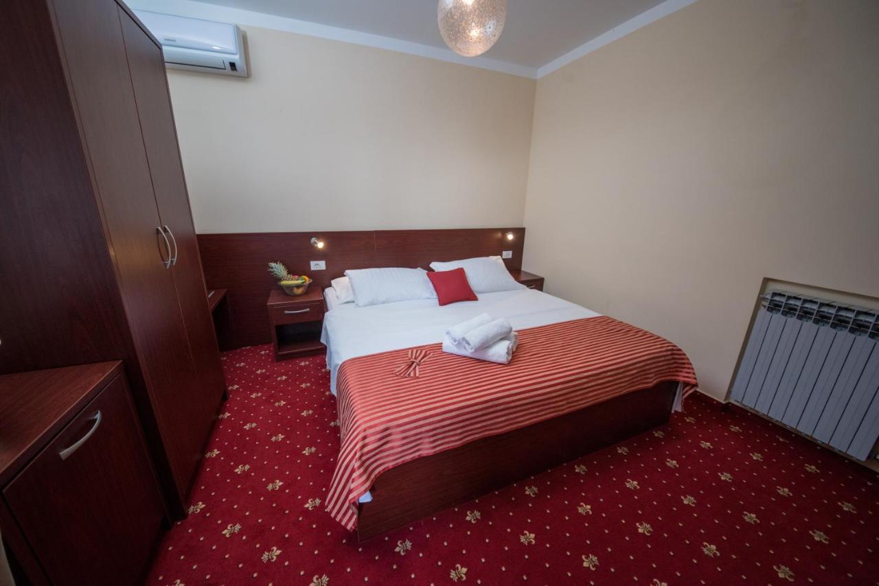 Villa Anton Sukosan Ngoại thất bức ảnh